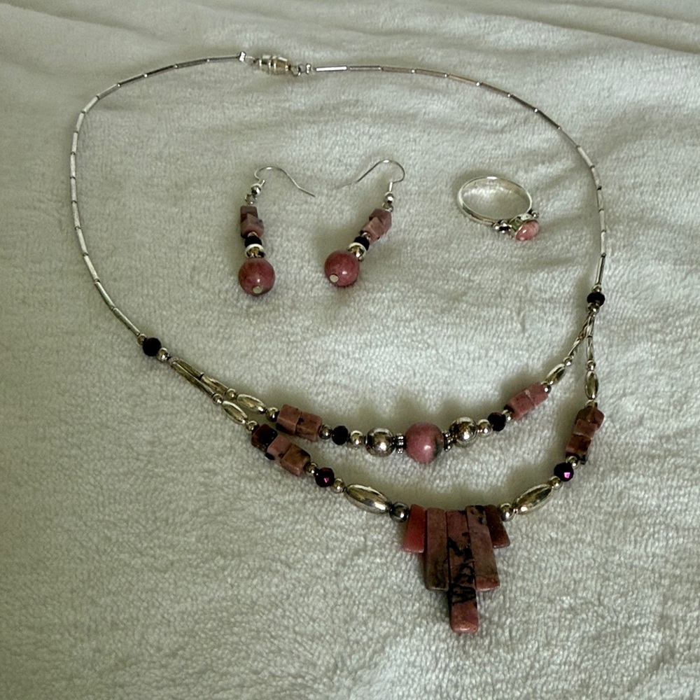 Elegant Pink and Silver Jewelry Set